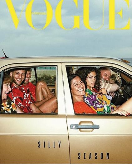 Vogue Wall, Vogue Aesthetic, Photowall Ideas, Vintage Vogue Covers, Julia Stone, Vogue Photography, Vogue Portugal, Vogue Magazine Covers, Vogue Vintage