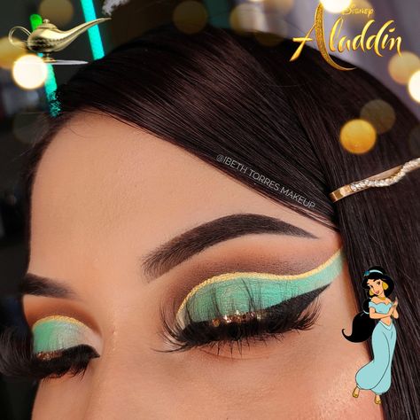 Princess Jasmine Costume Makeup, Jasmine Makeup Princess, Disney Princess Makeup Looks, Aladdin Makeup, Princess Jasmine Makeup, Aladdin Theater, Jasmine Makeup, Tiger Makeup, Disney Inspired Makeup