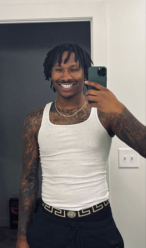 Duke Dennis, Baby Announcement Photoshoot, Popular Rappers, Denzel Curry, Cute Dreads, Light Skin Men, Dark Skin Men, Black Men Street Fashion, African Men Fashion