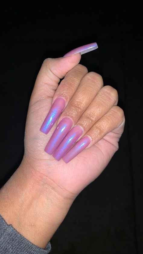 Iridescent blue purple pink square coffin long acrylic nails nyc Pink Nails Blue Glitter, Blue Irridescent Nails Acrylic, Pearly Purple Nails, Purple And Blue Acrylic Nails, Iridescent Acrylic Nails, Long Chrome Nails, Blue Iridescent Nails, Purple Iridescent Nails, Purple Nail Inspo Acrylic