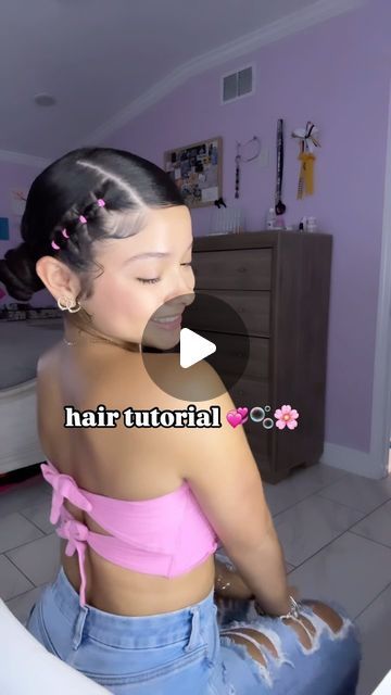 Jiaralee ❀˖ on Instagram: "Hair tutorial pt.2💖💖  #hairtutorial #hairstyles #explorepage✨ #viralvideos" Bra Strap Length Hairstyles, Piggy Buns Hairstyles, Twin Buns Hairstyles Black, Hairstyles In A Bun, Hairstyles With No Gel, Ez Hairstyles, Pony Tell Hairstyle, Short Hair In A Bun, Easy Hairstyles Black