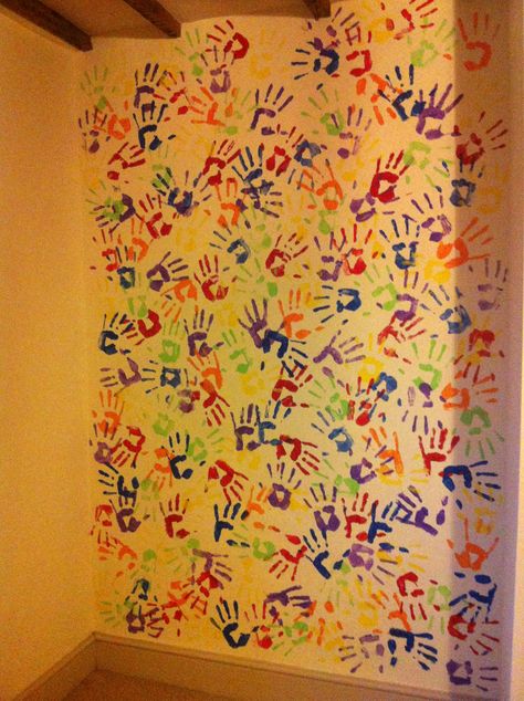 Handprint Wall Decor Handprint Quotes, Daycare Wall Ideas, Family Handprints, Handprint Wall, Simple Wall Paintings, Daycare Decor, Halloween Crafts Preschool, Worksheets For Preschool, Diy Wall Painting