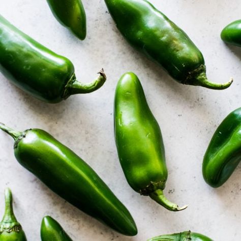 Learn: Mexican Kitchen Tips, Tricks and Info - Isabel Eats Growing Jalapenos, Spicy Food Mexican, Guajillo Chile, Isabel Eats, Canned Jalapenos, Green Jalapeno, Red Jalapeno, Mexican Side Dishes, Mole Sauce