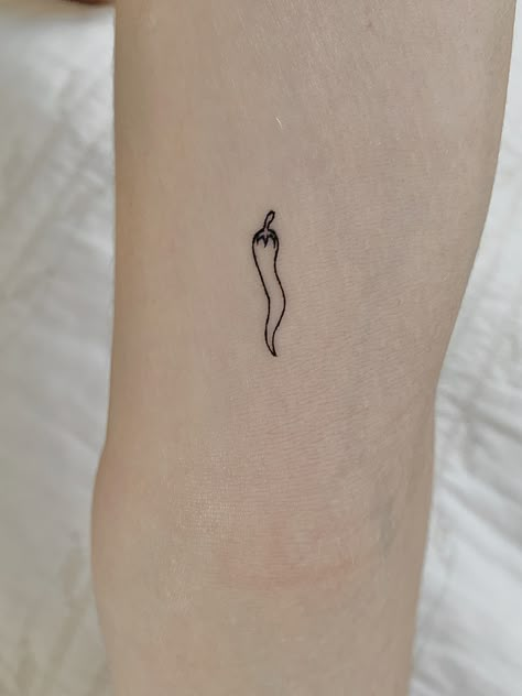 Italian horn/Cornicello/Devil’s horn/Lucky Chilli tattoo Red Horn Tattoo, Sicilian Horn Tattoo, Cornuto Tattoo, Serrano Pepper Tattoo, Italian Horn Tattoo Cornicello, Minimalist Italian Tattoo, Italian Minimalist Tattoo, Dainty Italian Tattoos, Italian Chilli Tattoo