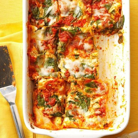 Light Pasta Recipes, Italian Christmas Dinner, Fresh Basil Recipes, Vegan Fall Recipes, Easy Christmas Dinner, Italian Christmas Recipes, Meatless Dinners, Light Pasta, Pasta Lasagna