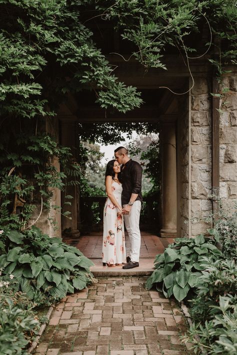 Hatley Castle Photoshoot, Hatley Castle, Pre Shoot, Sydney Beaches, Floral Greenery, Photos Inspo, Pre Wedding Shoot, Couples Photo, Victoria Bc