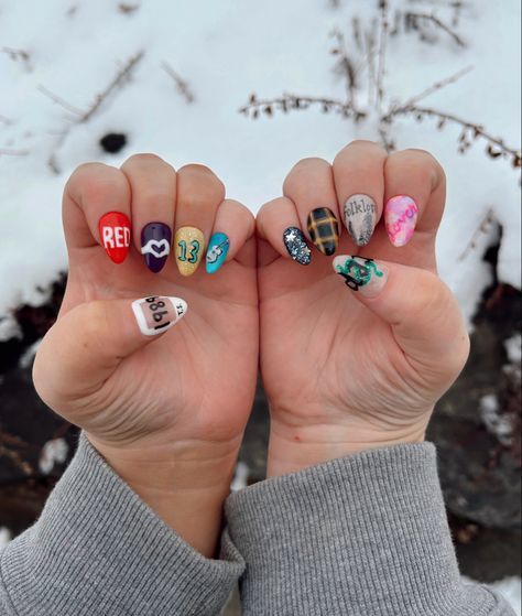 Taylor Swift Nail Art Eras, Taylor Swift Dip Nails, Eras Tour Nail Art, Ears Tour Nails, Eras Tour Nail Ideas Lover, Taylor Swift Acrylic Nails, Lover Inspired Nails, Taylor Swift Nail Designs, Eras Nails Taylor Swift