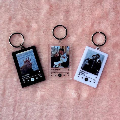 Personalized Song Keychain,  Custom Photo Keychain,  Music Keychain,  Unique Gifts for Her,  Album Keychain,  Gift for Couple,  Song Keyring Song Keychain, Album Keychain, Keychain Music, Music Keychain, Couple Song, Keychain Custom, Creative Gifts For Boyfriend, Bf Gifts