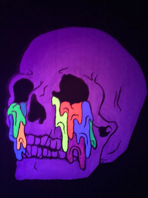 Twenty one pilots self titled skull painting idea uv lights Neon Skull Painting, Easy Emo Painting Ideas, Skull Painting Ideas Easy, Skull Painting Acrylic Easy, Skull Painting Ideas On Canvas, Skeleton Painting Acrylic, Skeleton Painting Easy, Skull Painting Easy, Self Titled Twenty One Pilots