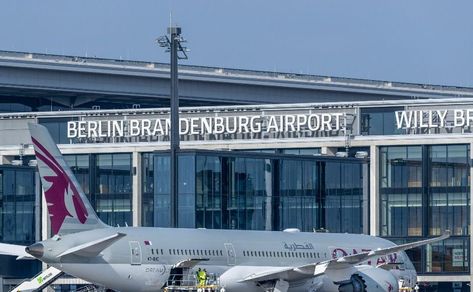 Berlin Brandenburg Airport, International Tourism, All Airlines, Touch Down, Tourism Industry, Annual Meeting, Meeting Place, Travel Industry, Dream Travel Destinations