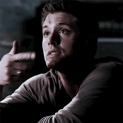 Dean Winchester Season 1, Dean Winchester Hot, Dean Winchester Gif, Dean Gif, Supernatural Wallpaper, Supernatural Pictures, Supernatural Dean Winchester, Winchester Boys, American Gods