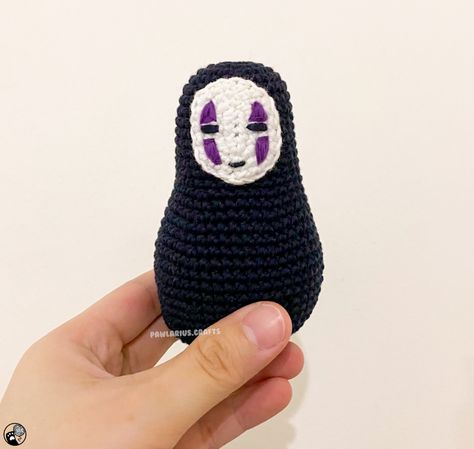 Crochet Skull, Crochet Keychain Pattern, Crochet Animals Free Patterns, No Face, Crochet Keychain, Diy Crochet Projects, Crochet Art, Amigurumi Free Pattern, Crochet Gifts