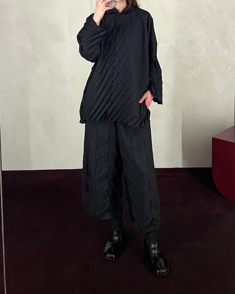 New arrivals from Issey Miyake are available in-store now and online soon. The zig zag pleat pants and angled pleat shirt, styled here with the Maison Margiela black Tabi loafers.⁠ ⁠ Shop new arrivals in-store now and online soon at dilettante.net. Tabi Loafers, Pleat Pants, Style Moodboard, Pleated Pants, Issey Miyake, Zig Zag, New Arrivals, In Store, Loafers