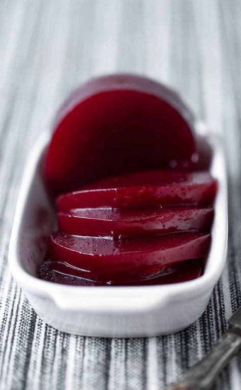 Jellied Cranberry Sauce - Fresh Flavorful Jelly Cranberry Sauce Recipes, Dried Rhubarb, Candied Rhubarb, Canning Cranberry Sauce, Rhubarb Cocktail, Rhubarb Juice, Cranberry Drinks, Cranberry Dessert, Cranberry Jelly