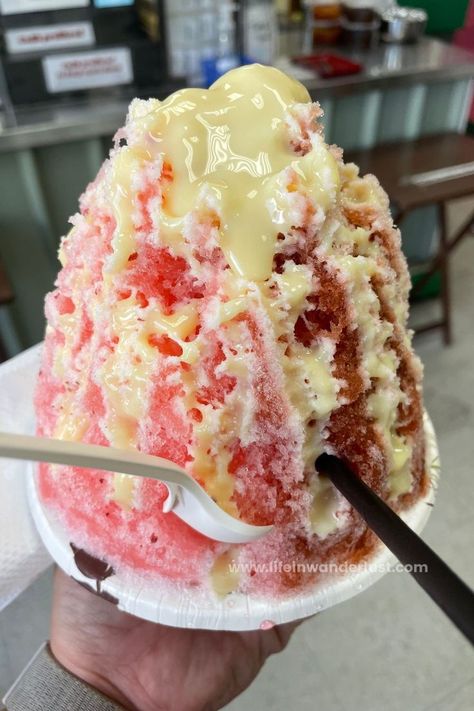 Shave ice from Shimazu Shave Ice in Hawaii blog by Life in Wanderlust Shave Ice Hawaii, Smoothies Ideas, Fresh Fruit Smoothies, Shave Ice, Hawaii Food, Best Shave, Seek Adventure, Snow Cone, Best Ice Cream