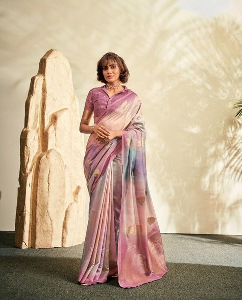 Cotton Sarees Handloom, Lehenga Choli Wedding, Cotton Silk Saree, Handloom Fabric, Ghagra Choli, Party Wear Lehenga, Casual Saree, Bridal Lehenga Choli, Trendy Sarees