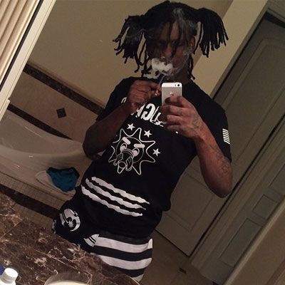 PINTERE$T♕: @LilGloGirl Chief Keef Wallpaper, Savage Squad, Glo Girl, 2013 Swag Era, Rap Wallpaper, Chief Keef, Rap Aesthetic, Cute Rappers, Young Thug