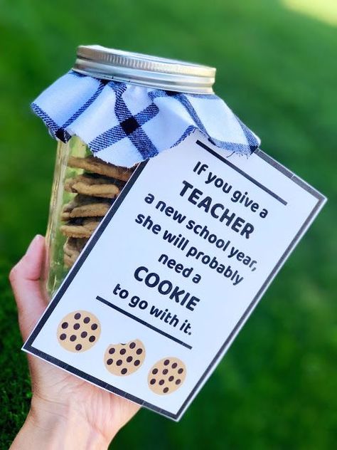 Class Mom, Appreciation Gifts Diy, Staff Appreciation Gifts, Teacher Treats, Teacher Appreciation Gifts Diy, Appreciation Ideas, Mom Ideas, Teachers Diy, Cookie Gift