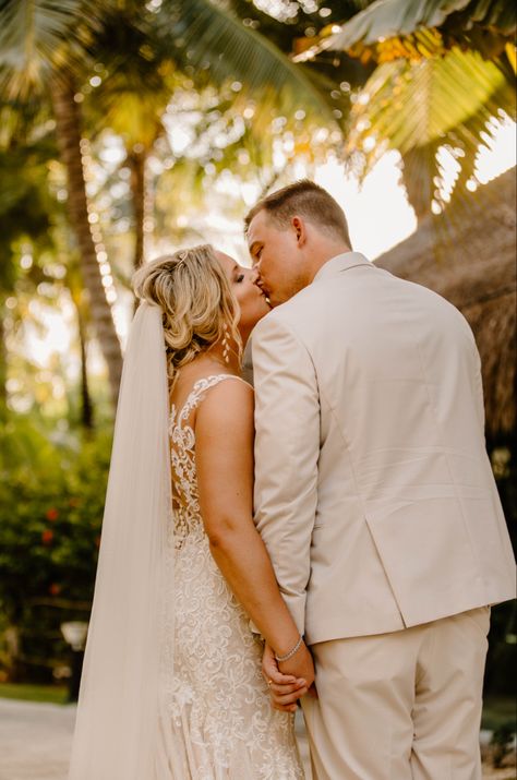 Cancun Wedding Photos, Sayulita Wedding, Cancun Wedding, Destination Wedding Photos, Wedding Pic, Cancun Mexico, Mexico Wedding, Destination Wedding Photography, Photo Inspo