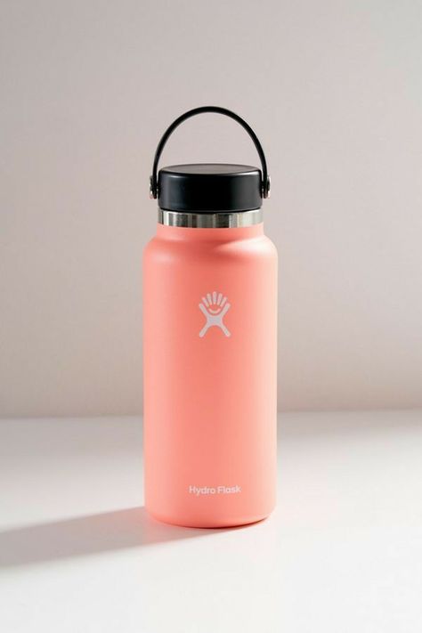 Pink Hydro Flask, Hydro Flask Colors, Hydro Flask 32 Oz, Hydro Flask Bottle, Wishlist Christmas, Hydro Flask Water Bottle, Trendy Water Bottles, Plastic Bottle Flowers, Wide Mouth Water Bottle