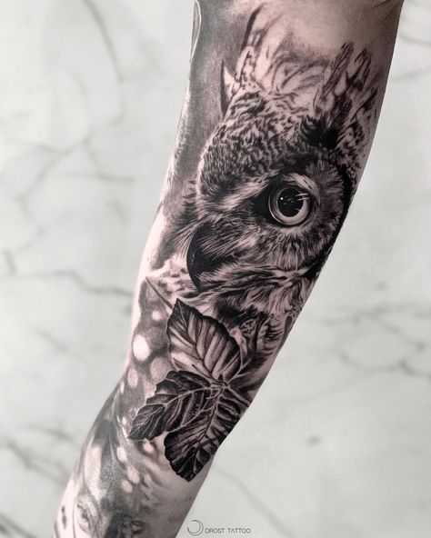 🌙 DROST TATTOO on Instagram: “‘Guardian of the night’ Still loving this nature themed sleeve for Oliver 🦉 can’t wait to wrap it up, when traveling becomes possible…” Nature Themed, Shoulder Tattoo, Tattoo On, Tattoo Studio, Ink Tattoo, Tattoos, Canning, On Instagram, Instagram