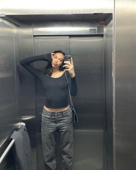 Grey Levis Jeans Outfit, Mid Rise Jeans Outfit, Elevator Pics, Levi Jeans Outfit, Grey Jeans Outfit, Levis Outfit, Levi’s Jeans, Grey Jeans, Mid Rise Jeans