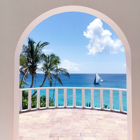 Wallpaper Door, Caribbean Luxury, Ocean Wallpaper, Dream Beach, Interior Modern, Window View, Surround Yourself, White Clouds, Resort Collection