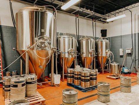 Craft Brewery Interior Design, Tap Room Brewery Design, Craft Brewery Design, Brewery Architecture, Kombucha Brewery, Brewery Interior Design, Micro Distillery, Brewery Interior, Beer Spa