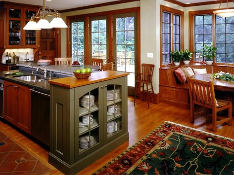 Organic and Functional: The Craftsman Style Kitchen - Best Online Cabinets Mission Style Kitchens, Craftsman Style Kitchens, Craftsman Kitchens, Craftsman Style Kitchen, Arts And Crafts Kitchen, Arts And Crafts Interiors, Craftsman Kitchen, Craftsman Bungalow, Arts And Crafts House