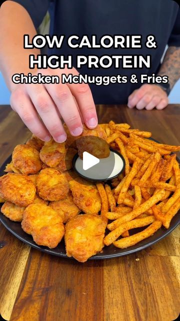 WOPR on Instagram: "Healthy & Easy Chicken McNuggets & Fries 
🍗🍟
High Protein & Low Calorie Meal 💪🏼

(Macros: Total - 20 Nuggets & Fries)
739 Calories
58gC | 10gF | 92gP

Ingredients:
400g Chicken Mince (Coles Less Than 2% Fat Chicken Mince)
1 Tsp Salt, 1 Tsp Onion & Garlic Powder, 1 Tsp Smoked Paprika, 1 Tsp Mustard Powder (or 1 tsp regular mustard) & 1/2 Tsp Black Pepper
1 Egg
400g Potatoes (Coles Carisma Potatoes)
Season potatoes with 1 Tsp Salt, 1 Tsp Onion & Garlic Powder, 1 Tsp Smoked Paprika (or your choice of seasonings)
100g Plain All Purpose Flour (season with a dash of the same seasonings used above. N all of the flour gets used - only 40g stuck to the chicken nuggets in total)
1 Egg (whisked)
Light Cooking Oil Spray (FryLight)

Don’t forget to check out my digital cook book Season Potatoes, Low Calorie Meal, Light Cooking, Chicken Mince, Chicken Mcnuggets, Mustard Powder, Seasoned Potatoes, High Protein Low Calorie, All Purpose Flour