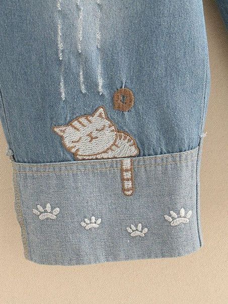 Embroider Clothes, Wide Legs Jeans, Embroidery Jeans Diy, Clothes Embroidery Diy, Denim Embroidery, Blue Jeans Crafts, Design Moda, Embroidery Stitches Tutorial, Embroidery On Clothes