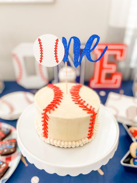 ‘One’ birthday cake Birthday Cake Baseball Theme, Rookie Of The Year Cake Topper, Small Baseball Cake, Baseball Themed Smash Cake, Cake Smash Baseball Theme, Baseball 1st Birthday Cake, Rookie Year Birthday Cake, Rookie Year First Birthday Cake, Baseball Smash Cake One Year Old