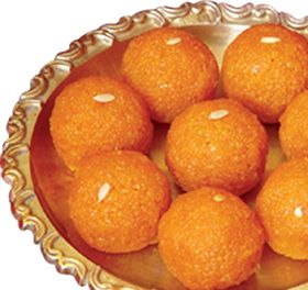 Yummmy Tummy: Motichor Laddu Recipe Diwali Sweets, Easy Indian Recipes, Indian Cooking Recipes, Sweet Meat, Indian Dessert Recipes, Indian Sweet, South Indian Food, Indian Desserts, Indian Sweets