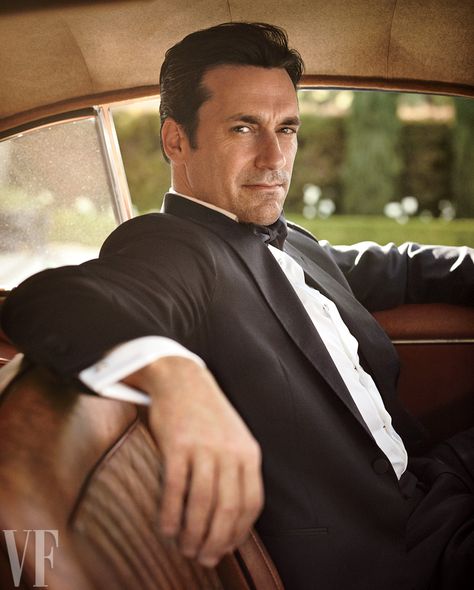 Million Dollar Arm Star Jon Hamm Moves Into Leading-Man Territory | June 2014 John Hamm, Don Draper, Mad Men Fashion, Jon Hamm, Richard Madden, Nicole Richie, Richard Armitage, Sharp Dressed Man, E Card