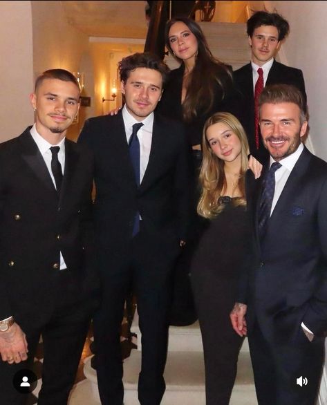 David Beckham Family, Beckham Family, The Beckham Family, Posh And Becks, Harper Beckham, Romeo Beckham, Happy Families, David And Victoria Beckham, Dream Family