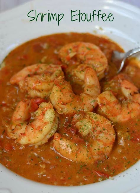 Shrimp Etouffee from Growing Up Gabel: Shrimp is cooked in a not too spicy creole gravy then served over rice or quinoa for a delicious meal #recipe #shrimp #dinner Easy Shrimp Etouffee, Shrimp Etouffee Recipes, Seafood Etouffee, Etouffee Recipe, Cajun Shrimp Recipes, Shrimp Etouffee, Sea Foods, Cajun Dishes, Cajun Creole Recipes