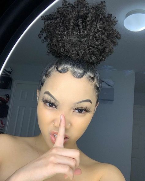 Curly Bun With Edges, Slick Edges, Hairstyle Buns, Natural Hair Bun Styles, Curly Bun, Mixed Curly Hair, Hair Color Streaks, Edges Hair, Cute Braided Hairstyles