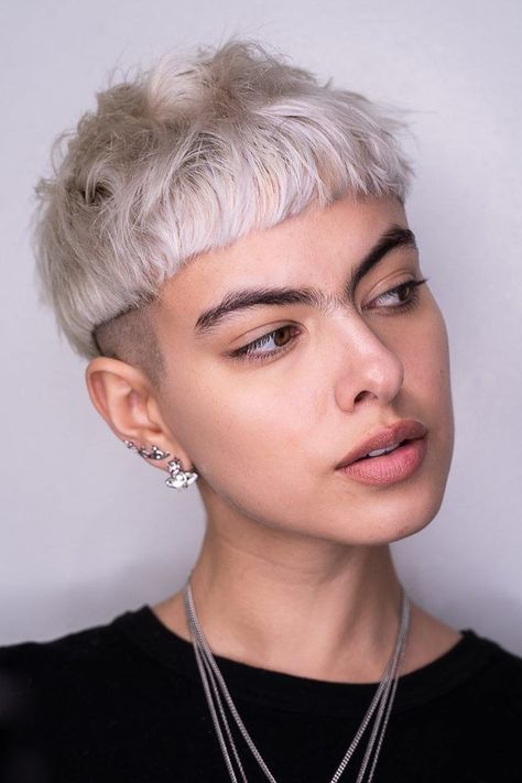 Low Maintenance Short Haircut, Very Short Haircuts, Cool Short Hairstyles, Punk Hair, Long Pixie, Very Short Hair, Edgy Hair, Cute Hairstyles For Short Hair, Short Hair Haircuts