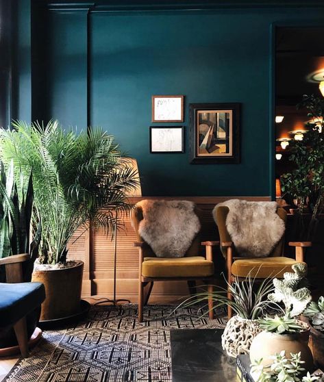 It’s that time of year guys: We’re officially ready to swap out our winter bedding and unearth the al fresco entertaining supplies. In other words, we’re ready for a spring home refresh. For inspiration, we’ll be turning to these 5 buzzy, beautiful trends on the home front. Dark Teal Room, Ideas Dormitorio, Teal Room, Teal Rooms, Teal Interiors, Teal Living Rooms, Den Office, Teal Walls, Room With Plants