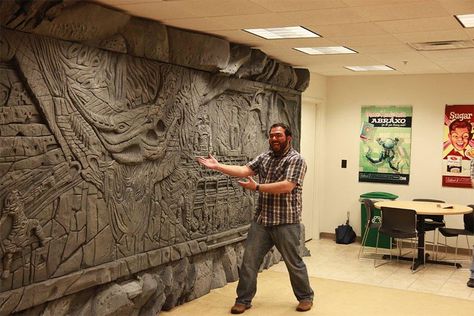 Skyrim’s Giant Dragon Wall, Installed on a Regular Office Wall Skyrim Crafts, Dungeons And Dragons Room, Dnd Room, Giant Dragon, Elder Scrolls Skyrim, Dragon Wall, The Elder Scrolls, Gamer Room, Game Room Design