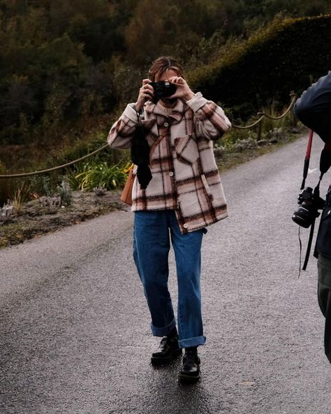 Marzia Bisognin Outfits, Marzia Bisognin Style, Plaid Jacket Outfit, Marzia Kjellberg, Marzia Bisognin, Thankful For Friends, Future Style, Professional Wardrobe, Teacher Outfits