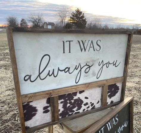 PinkSiloCo - Etsy Bedroom Inspo Western, Cow Theme Bedroom, It Was Always You Sign, Rustic Wood Signs Farmhouse Style, Cowhide Letters, Diy Western Home Decor, Cowhide Wall Decor, Western Farmhouse Bedroom, Cowhide Sign