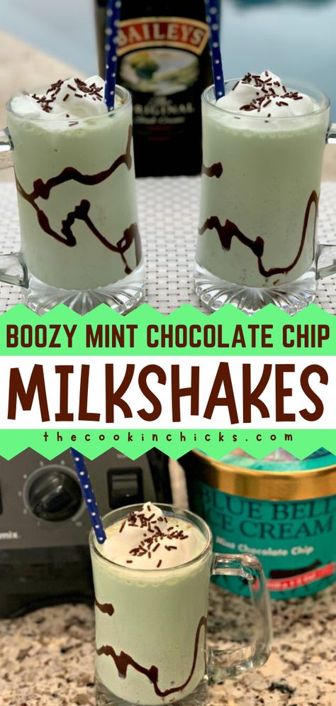 These ice cream milkshakes are the adult version of the classic sweet treat! Mixed with Bailey's, these Boozy Mint Chocolate Chip Milkshakes are the 4th of July cocktail recipe to impress. So, grab some mint chocolate chip ice cream for this summer drink idea! Mint Chocolate Chip Milkshake Recipe, Mint Milkshake Recipe, Peach Milkshake Recipe, Chocolate Ice Cream Milkshake, Chocolate Chip Milkshake, Ice Cream From Scratch, Banana Milkshake Recipe, Mint Chocolate Chip Milkshake, Cookies And Cream Milkshake