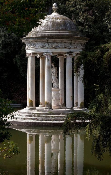 Mediterranean Backyard, Greek Buildings, Architecture Antique, 2nd Wedding, Ancient Greek Architecture, Classical Architecture, Ancient Architecture, 판타지 아트, Beautiful Architecture