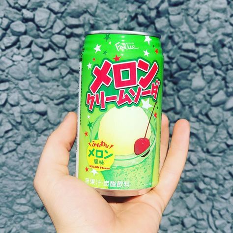 Melon Cream Soda Aesthetic, Melon Soda Aesthetic, Japanese Soda Can, Melon Cream Soda, Melon Soda, Soda Floats, Manic Pixie Dream Girl, Asian Snacks, Soda Bottle