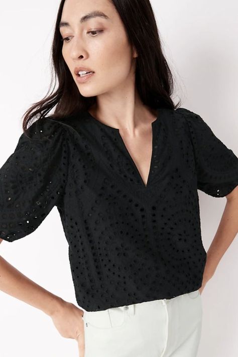 Some of the chicest pleated, ribbed, and eyelet pieces available at #BananaRepublic right now to level up your wardrobe this summer. #ad Black Puff Sleeve Top, Eyelet Blouse, Stitch Fix Outfits, Popsugar Fashion, Top Banana, Eyelet Top, Cap Sleeve Top, High Waist Fashion, Puff Sleeve Top