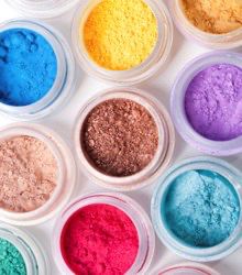 Homemade Eyeshadow, Eyeshadow Recipe, How To Make Eyeshadow, Diy Natural Makeup, Diy Makeup Recipe, Diy Eyeshadow, Diy Mascara, Make Your Own Makeup, Makeup Recipes