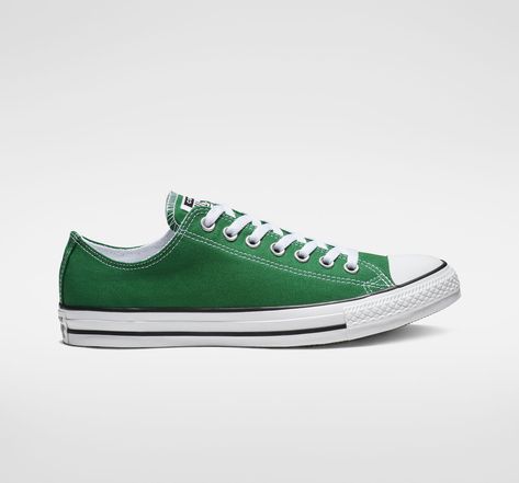 Chuck Taylor All Star, Converse #fashion #fashioninspo #style #styleinspo #trend #trendy #green #stpattys #stpaddys #stpatricks #stpatricksday #ootd #outfit High Top Chucks, Top Basketball Shoes, Blue High Tops, Green Converse, Cute Converse, Custom Boots, Wear Green, Star Sneakers, Converse Chuck Taylor All Star