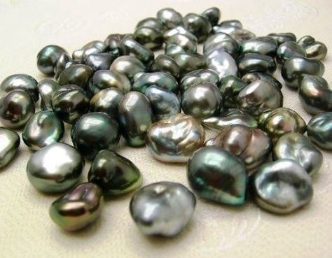 Black Tahitian Pearls ❤ Wild Imagination, Japanese Pearls, Pearl Farm, Biwa Pearls, Black Pearls, Tahitian Black Pearls, Saltwater Pearls, Oyster Pearl, International Jewelry