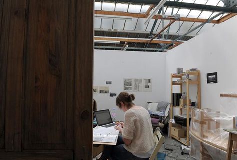 11 Notable European Artist Residencies Acme Studio, Art Careers, Space Hotel, Artist Residency, London Artist, Art Shows, Career Tips, Paris Art, International Artist